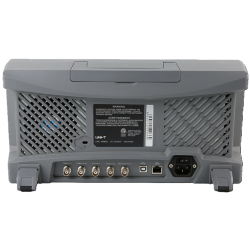 UTG9604T generator funkcyjny 4 x 600MHz 2,5GSa/s LCD 16bit Uni-T